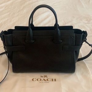 Brand New Coach pebbled leather tote crossbody